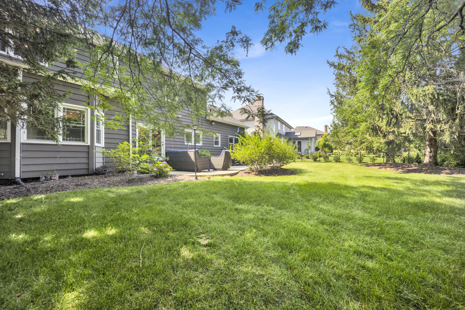3884 Cadella Circle, Naperville, IL 60564