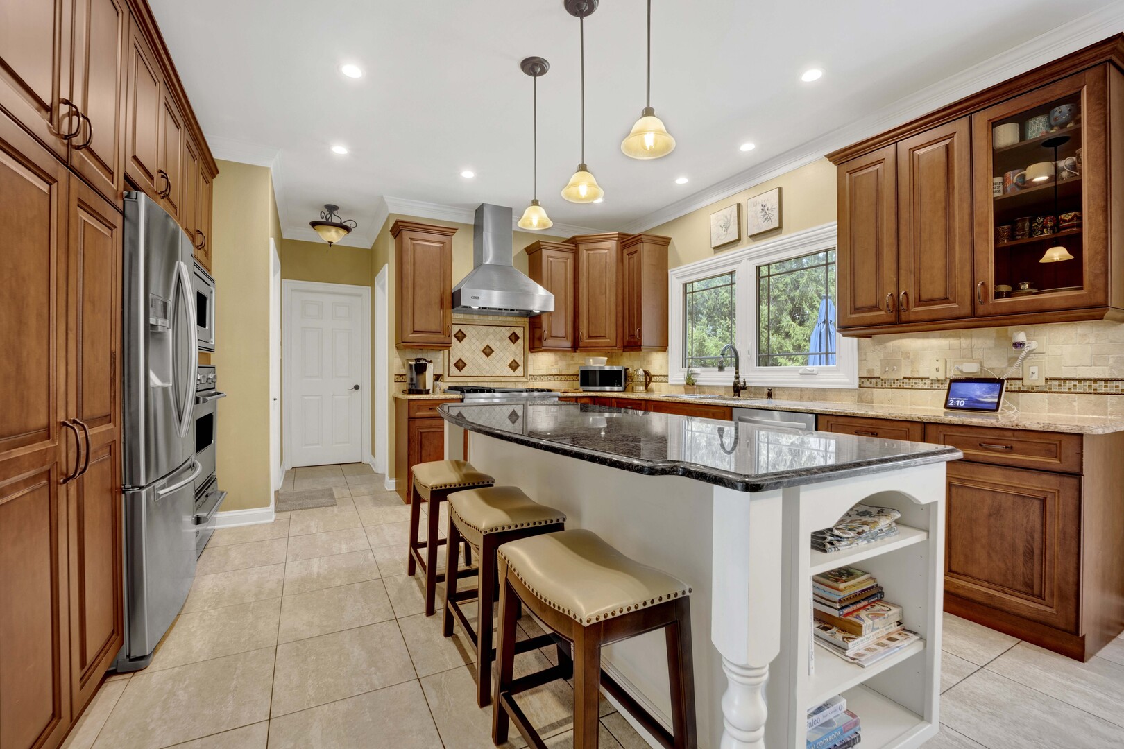 3884 Cadella Circle, Naperville, IL 60564