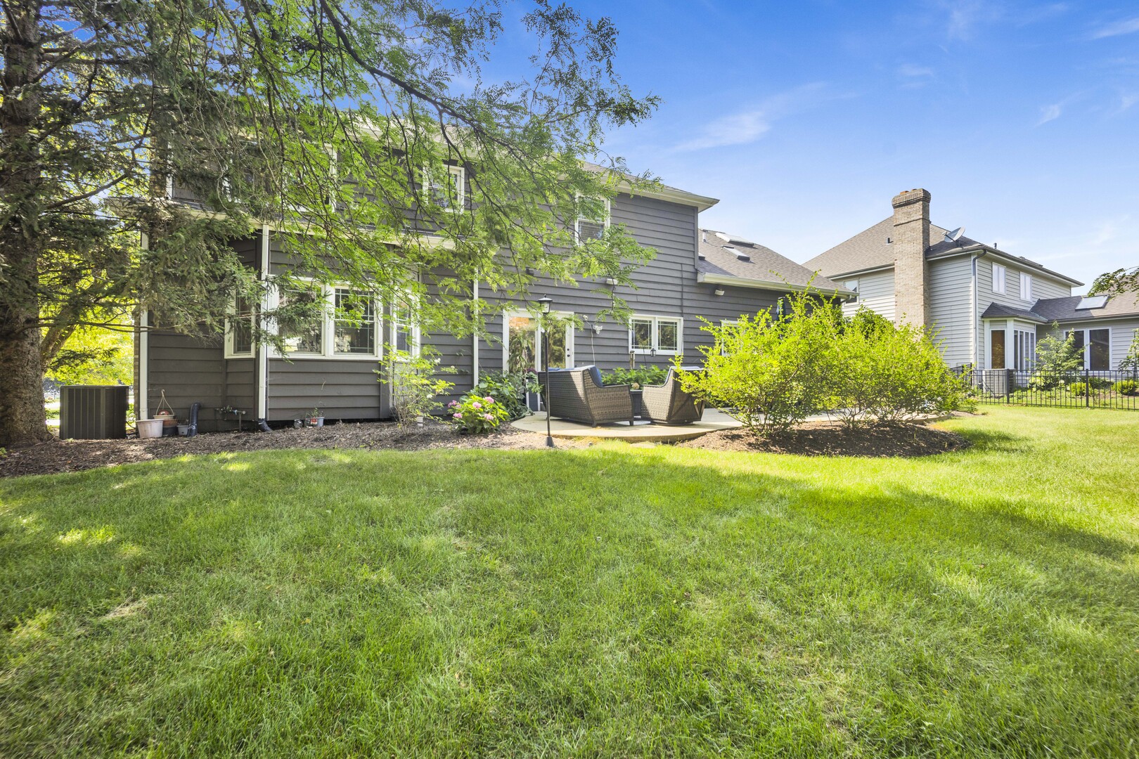 3884 Cadella Circle, Naperville, IL 60564