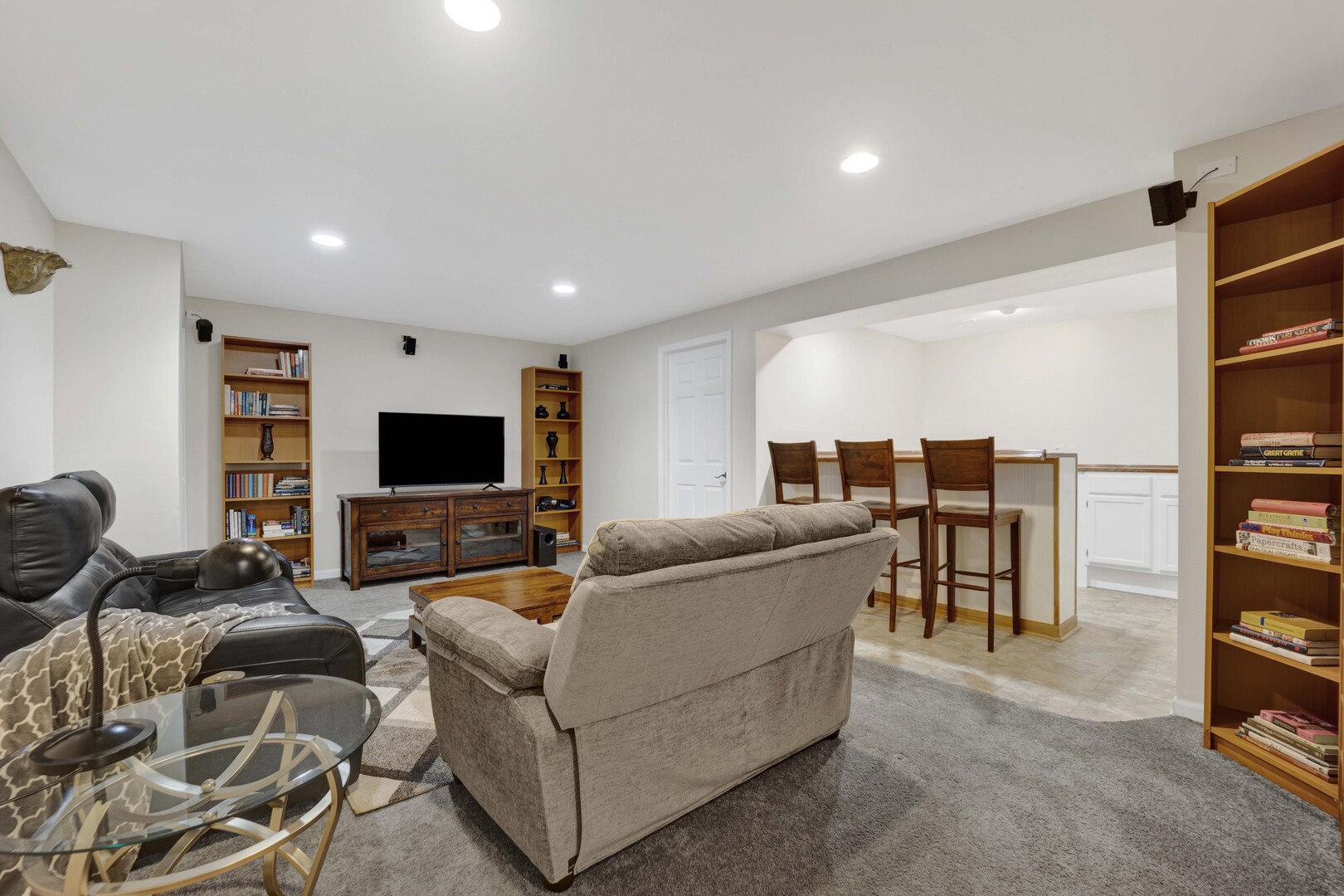 3884 Cadella Circle, Naperville, IL 60564