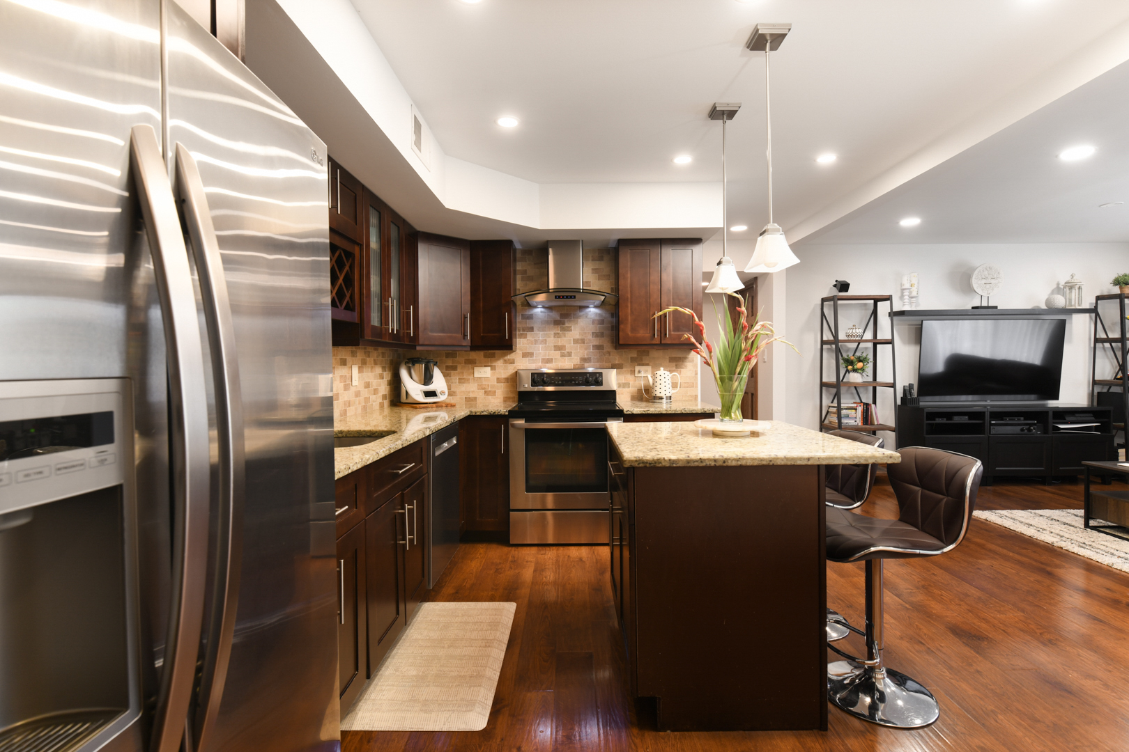 9051 S Roberts Road #307, Hickory Hills, IL 60457