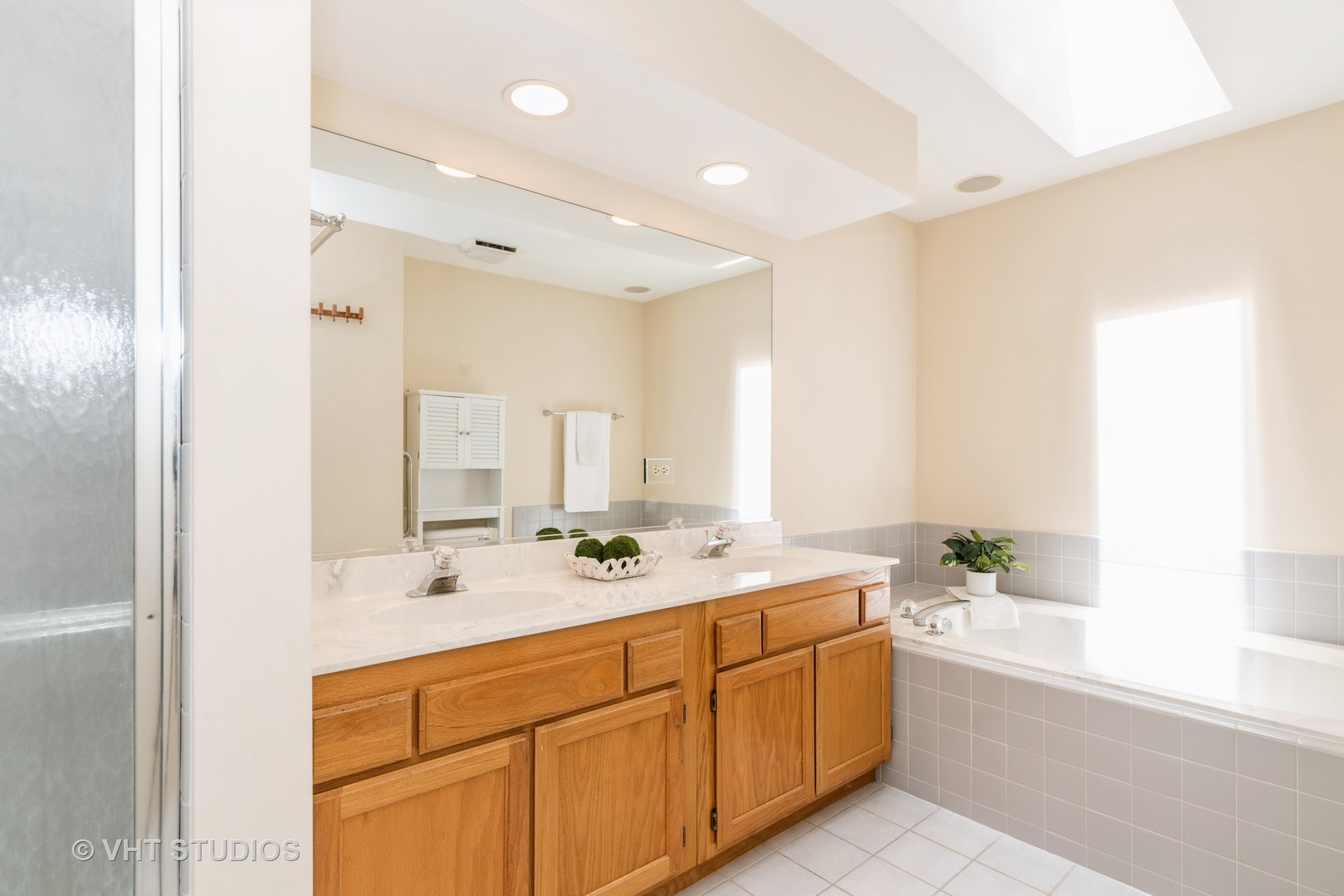 810 Braeman Court, Libertyville, IL 60048