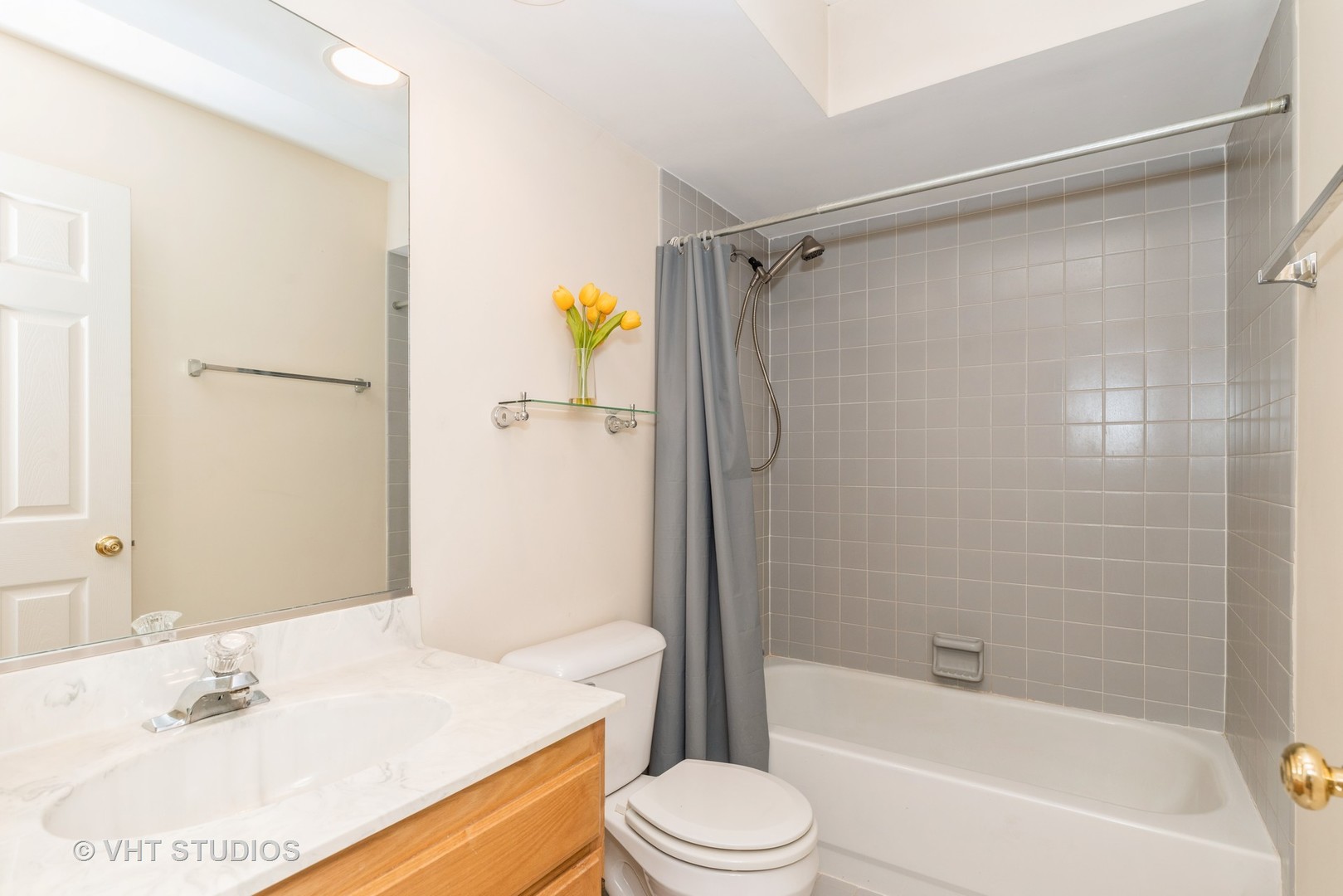 810 Braeman Court, Libertyville, IL 60048