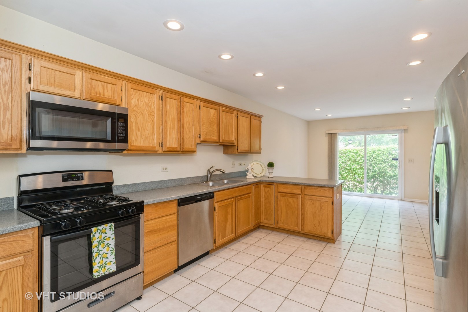 810 Braeman Court, Libertyville, IL 60048