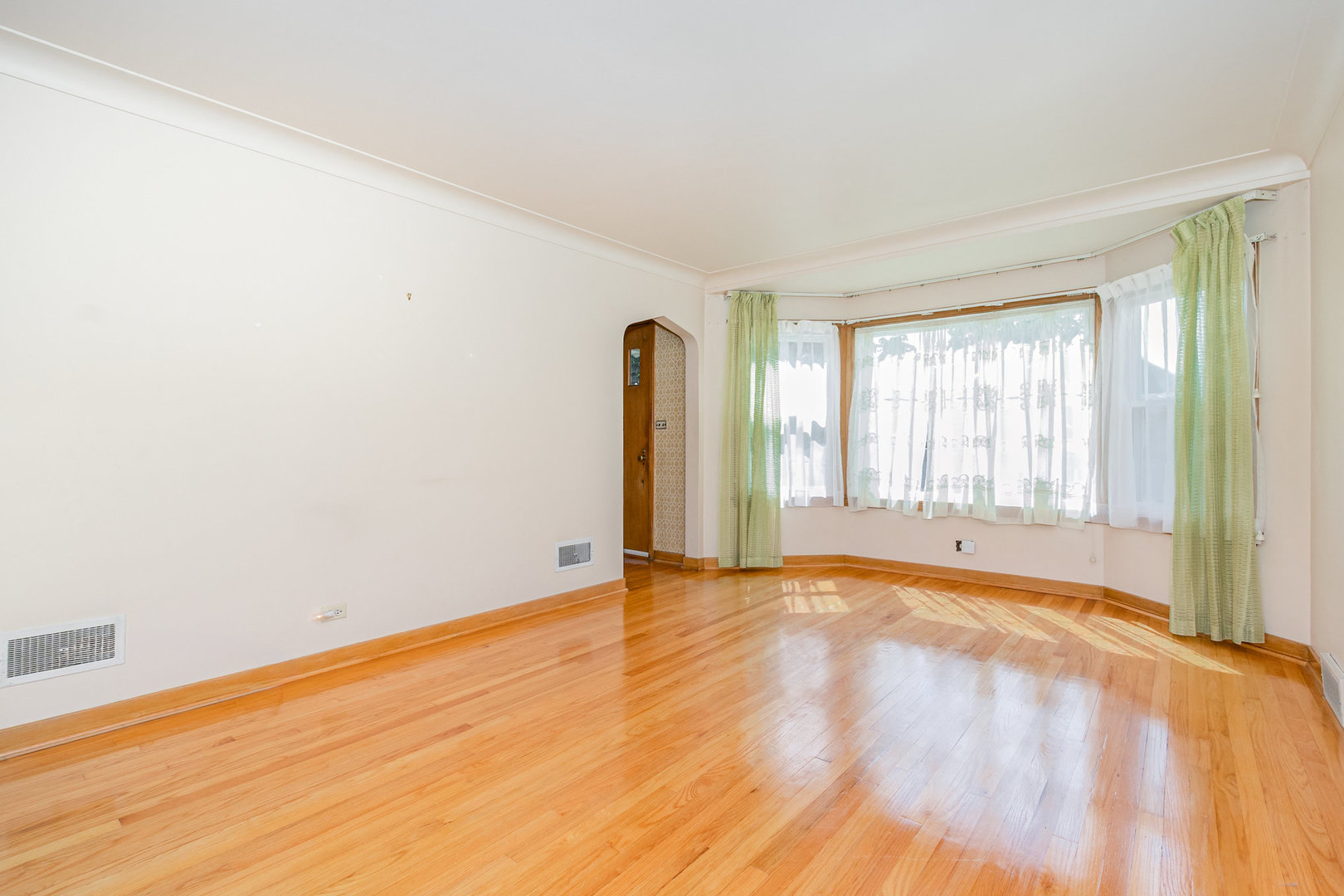 2843 N Moody Avenue, Chicago, IL 60634