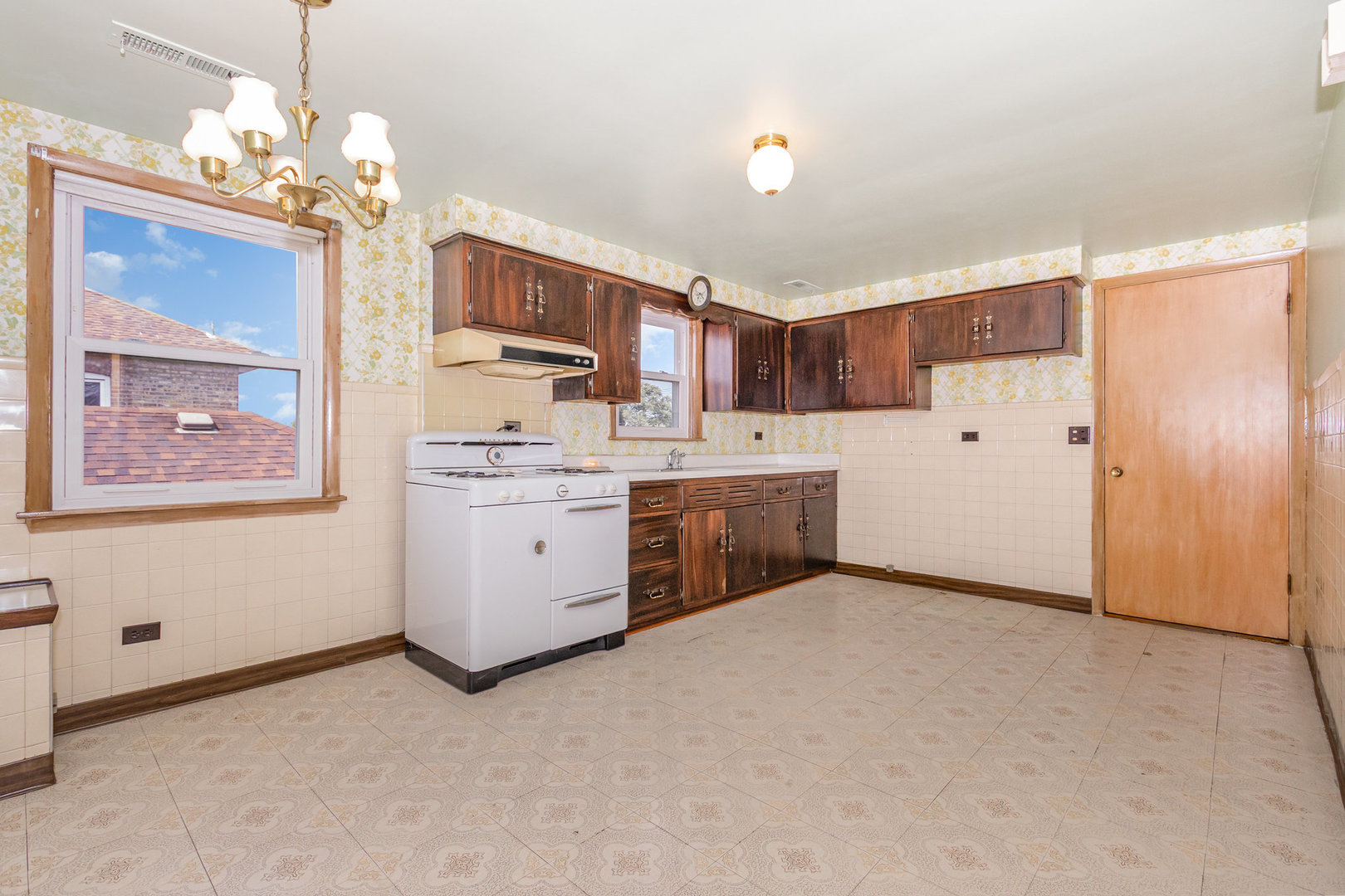 2843 N Moody Avenue, Chicago, IL 60634