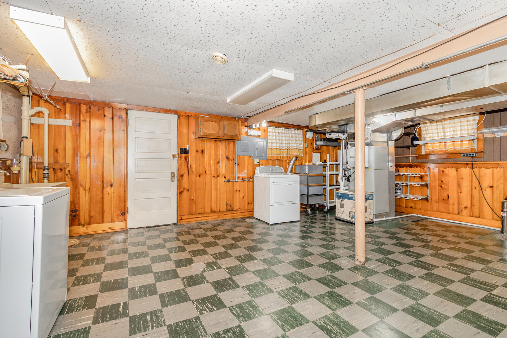 2843 N Moody Avenue, Chicago, IL 60634