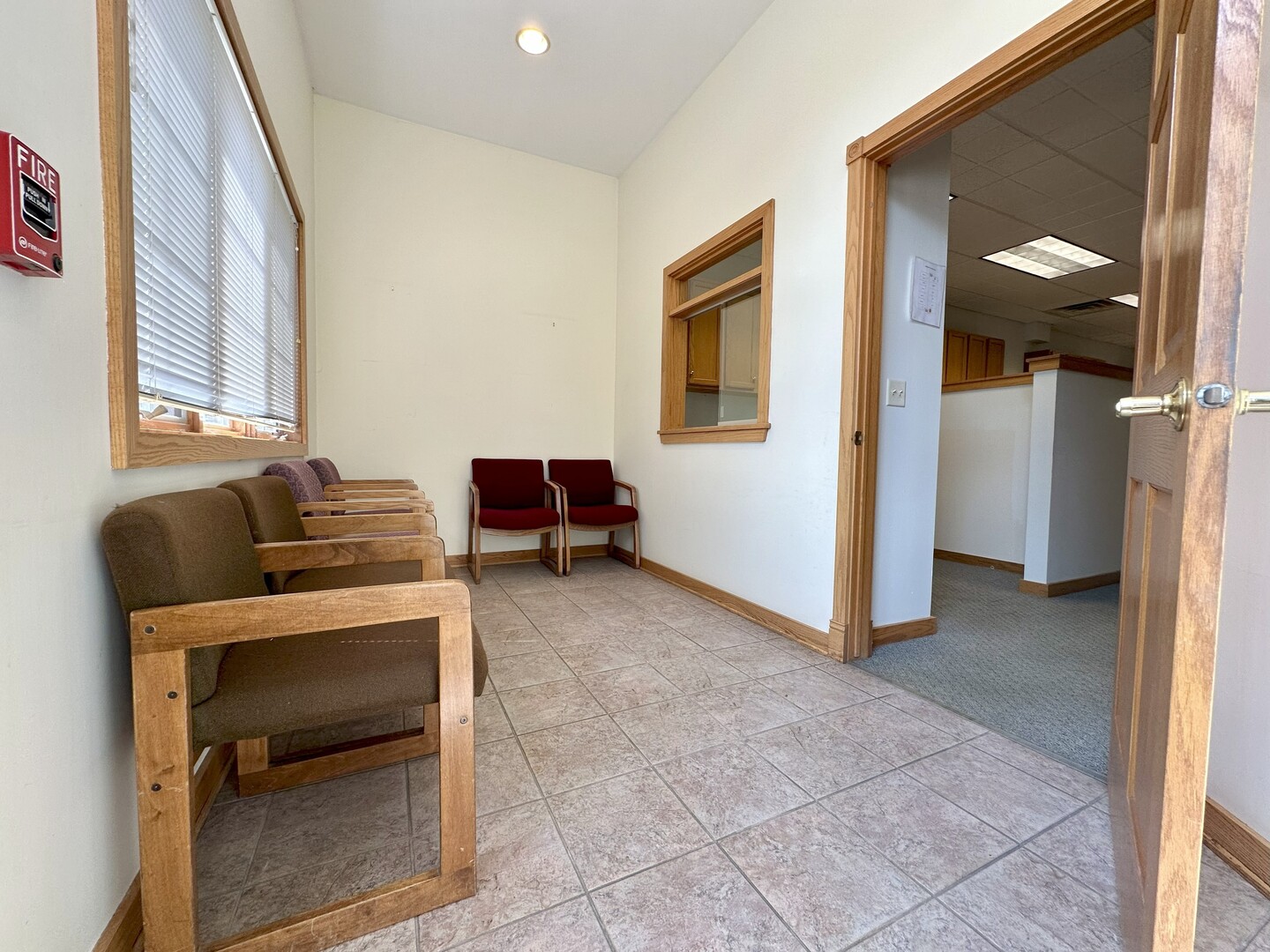 6400 W College Drive, Palos Heights, IL 60463