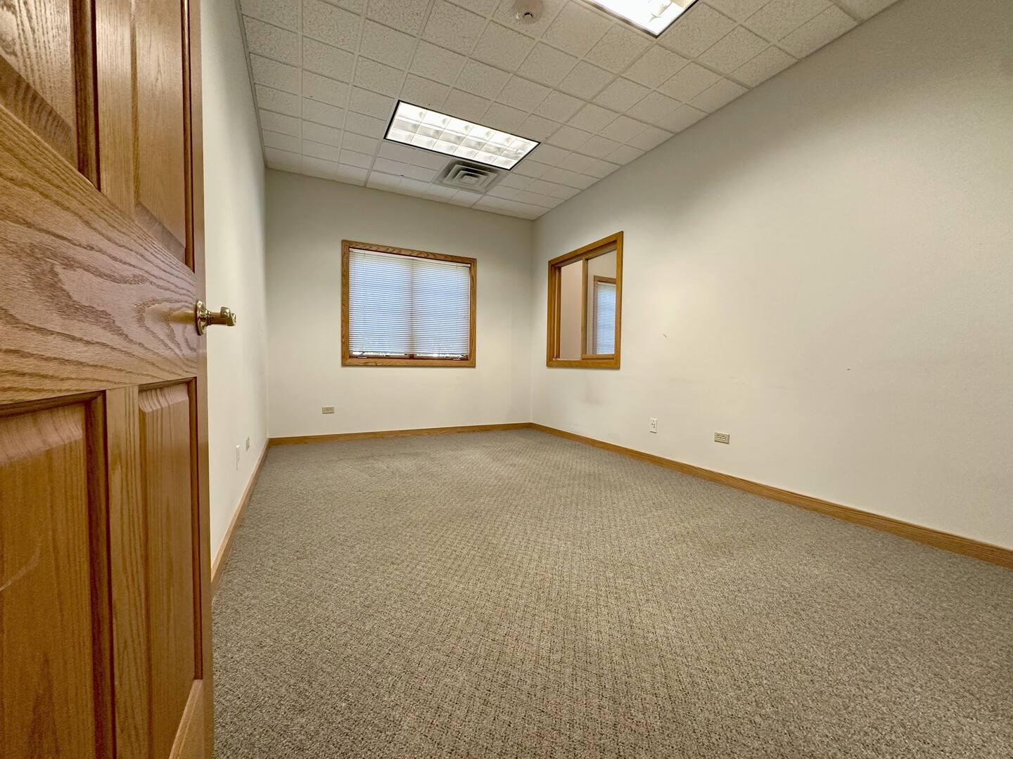 6400 W College Drive, Palos Heights, IL 60463