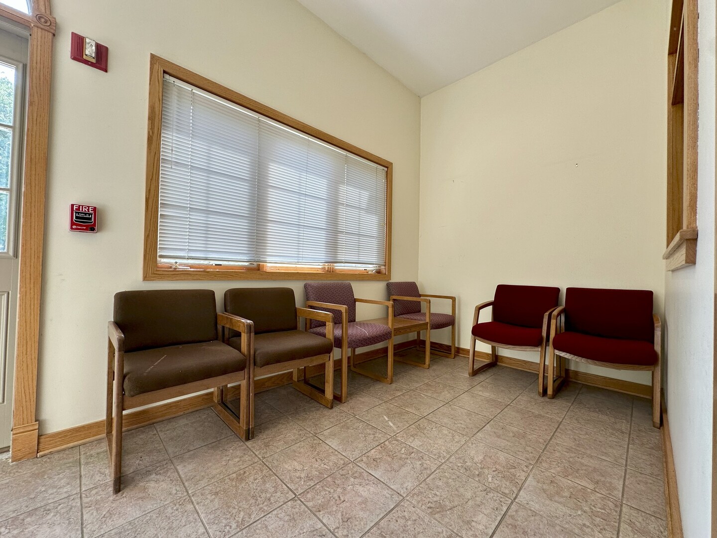 6400 W College Drive, Palos Heights, IL 60463