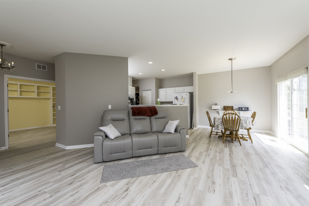 13129 W Shannon Drive #13129, Beach Park, IL 60083
