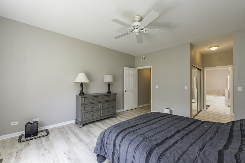 13129 W Shannon Drive #13129, Beach Park, IL 60083