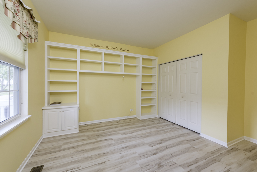 13129 W Shannon Drive #13129, Beach Park, IL 60083