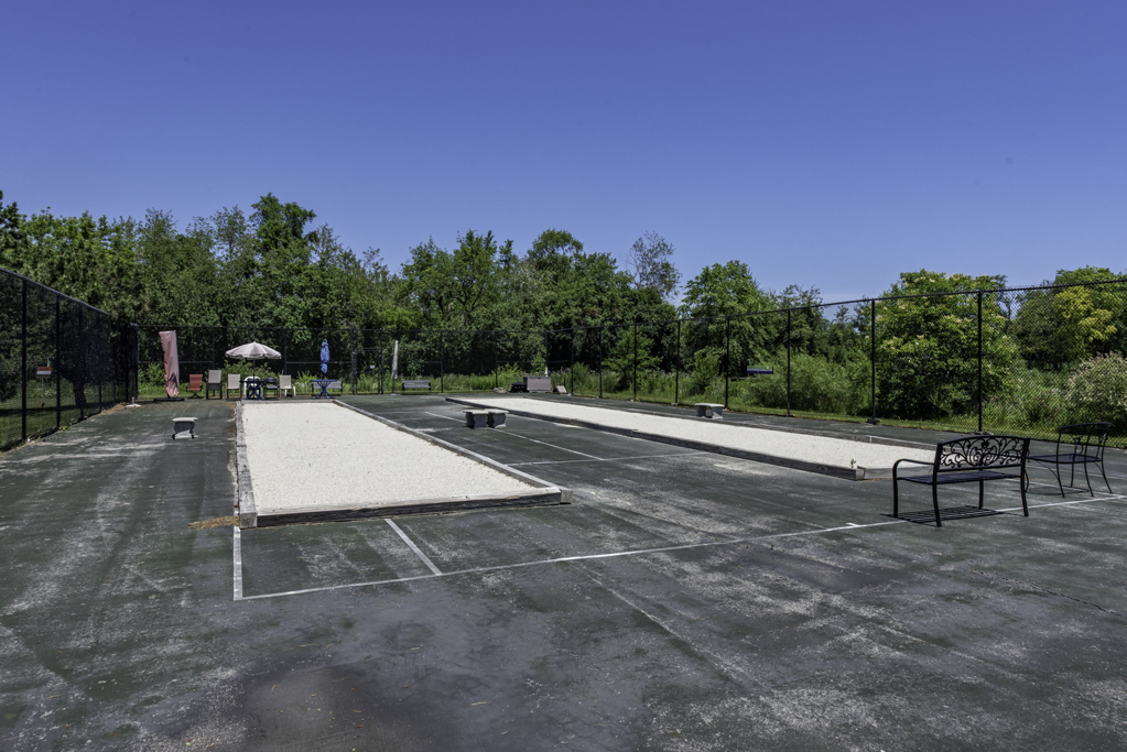 13129 W Shannon Drive #13129, Beach Park, IL 60083