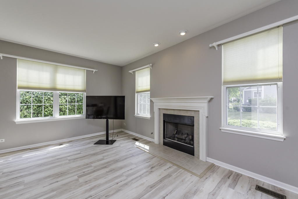 13129 W Shannon Drive #13129, Beach Park, IL 60083
