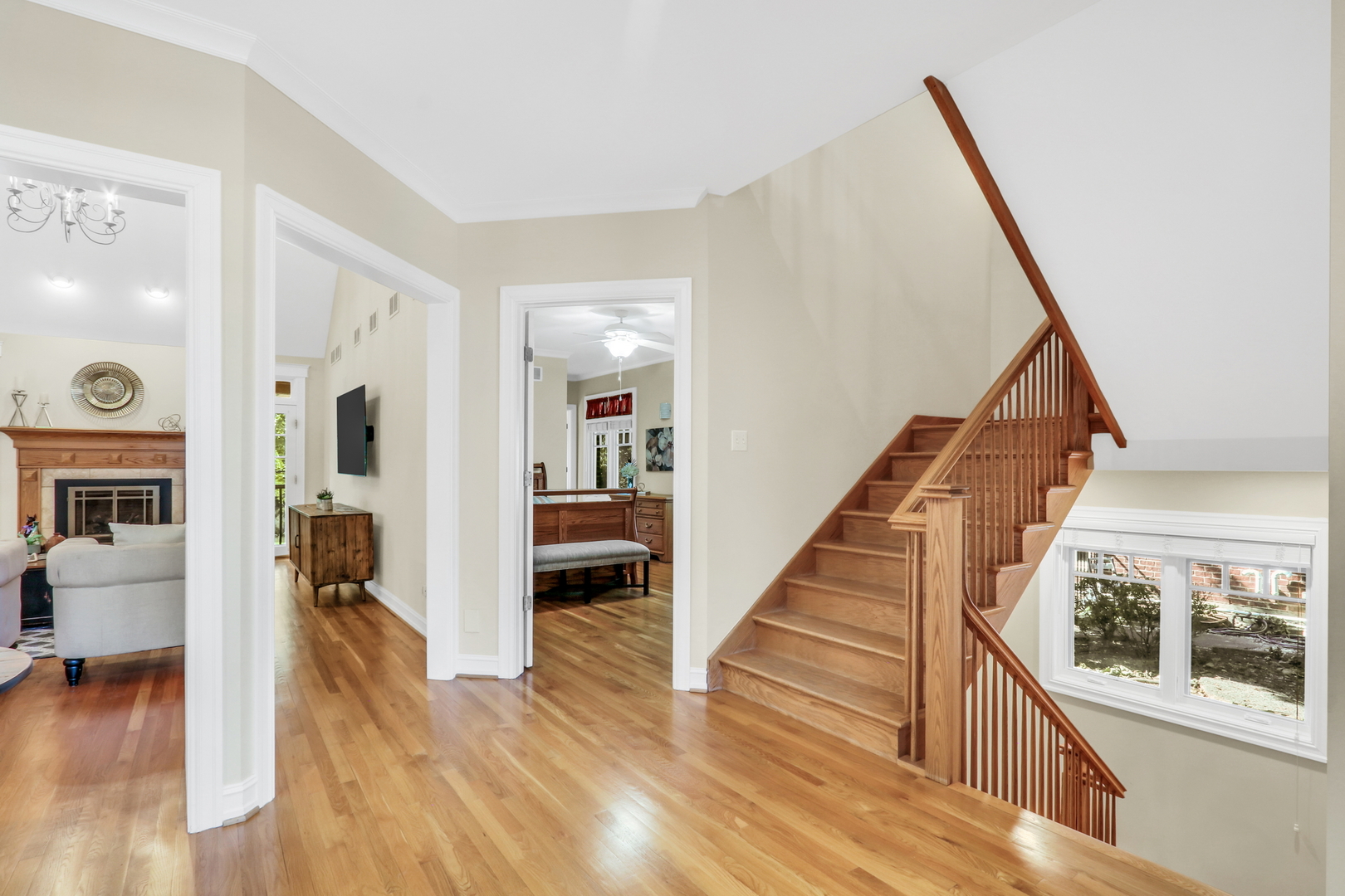 5684 Wolf Road, Western Springs, IL 60558