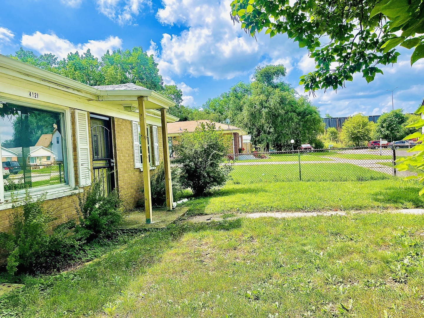 4121 W 135th Place, Robbins, IL 60472