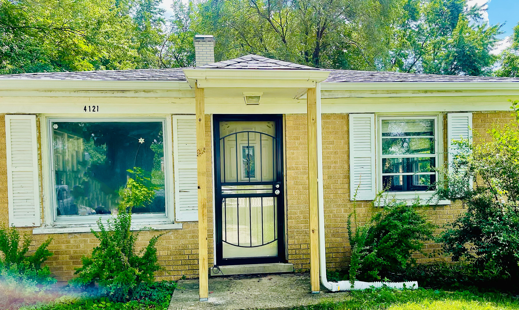 4121 W 135th Place, Robbins, IL 60472