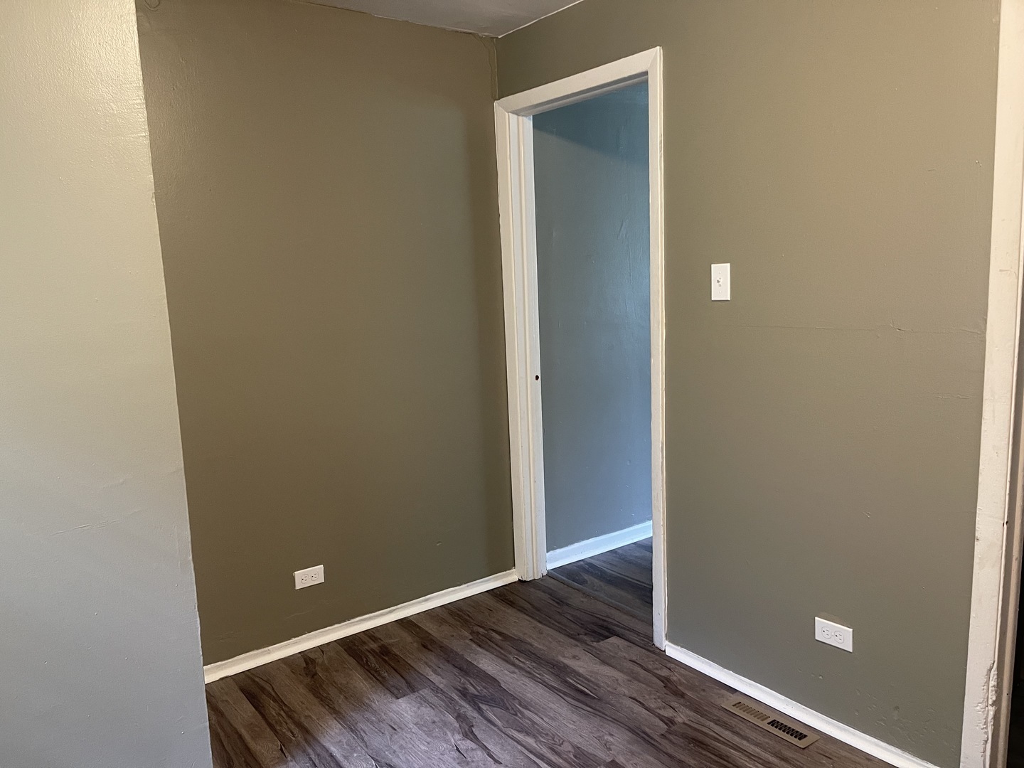 4121 W 135th Place, Robbins, IL 60472
