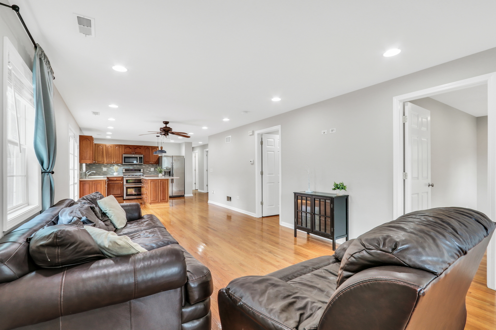 18564 W Main Street, Grayslake, IL 60030