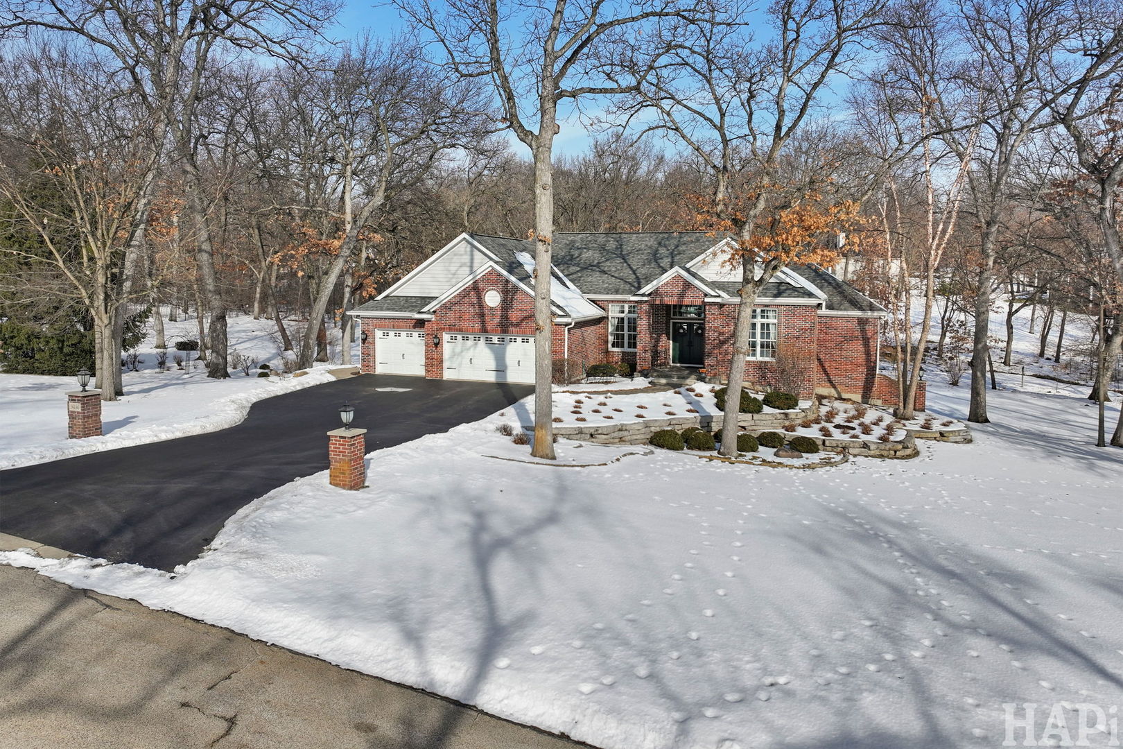 9436 Bellaire Lane, Spring Grove, IL 60081