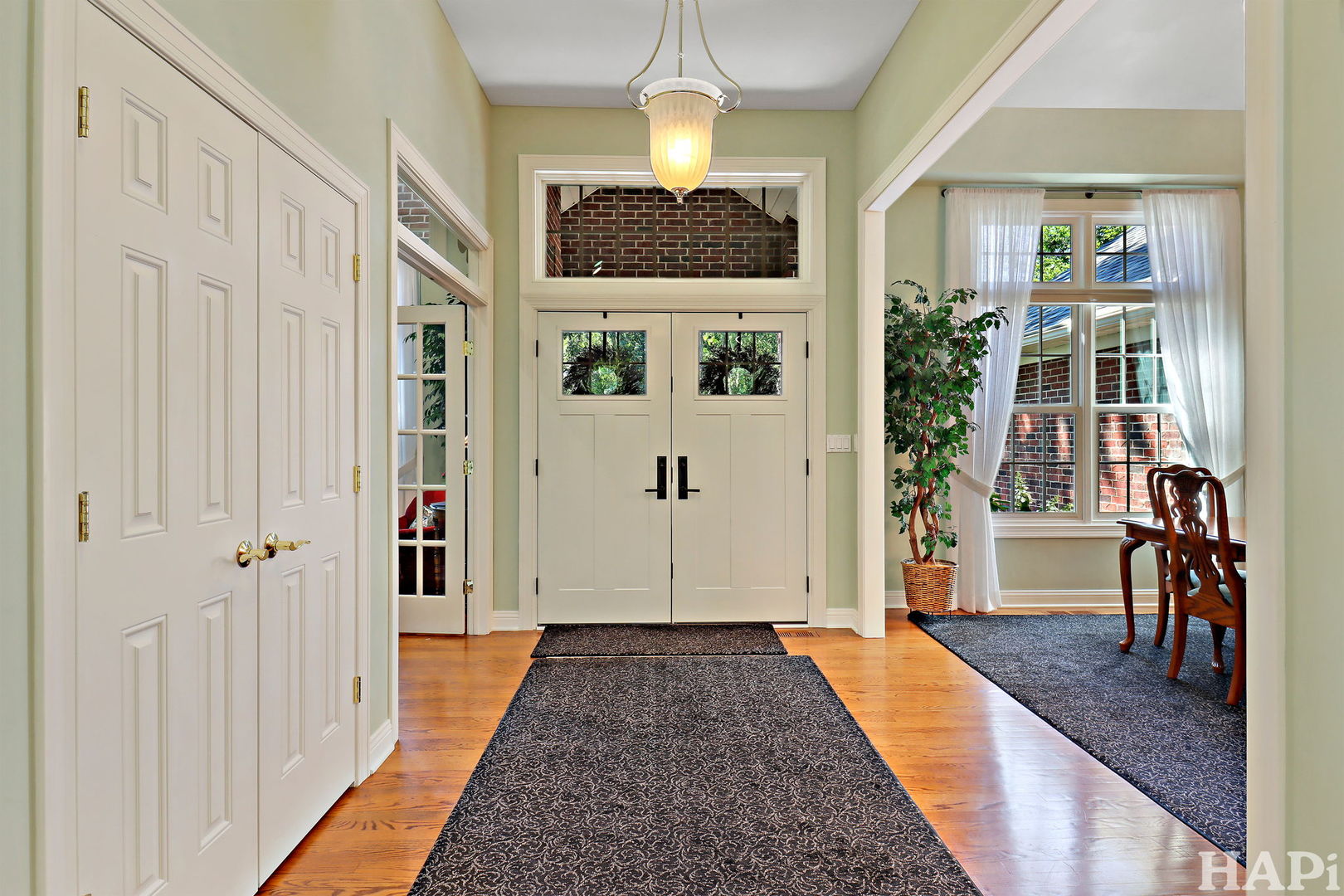 9436 Bellaire Lane, Spring Grove, IL 60081