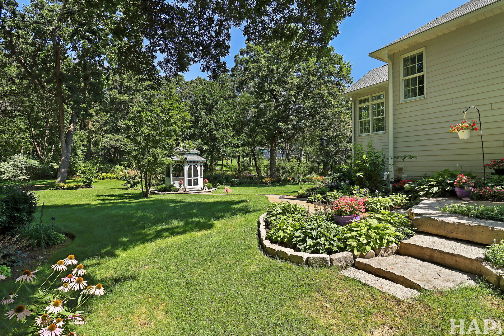 9436 Bellaire Lane, Spring Grove, IL 60081