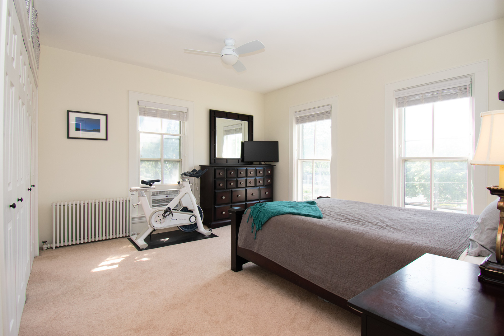 18 E Wood Street, Palatine, IL 60067