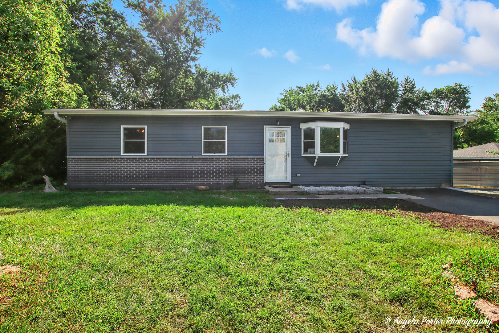 37203 N Il Route 59, Lake Villa, IL 60046