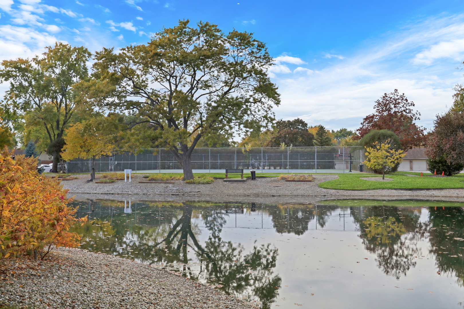 1107 S Old Wilke Road #201, Arlington Heights, IL 60005