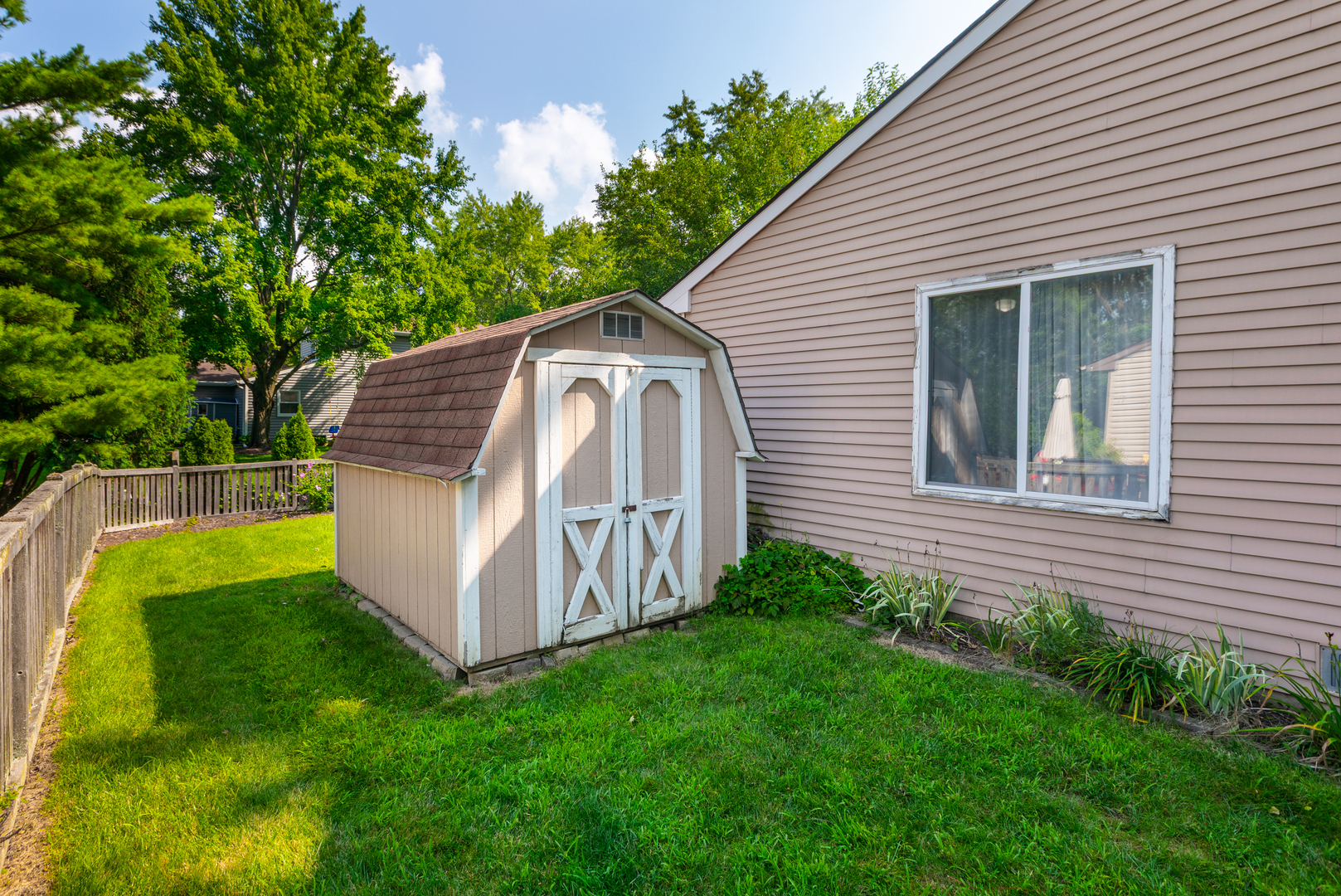 417 TRAVELAIRE Avenue, Naperville, IL 60565