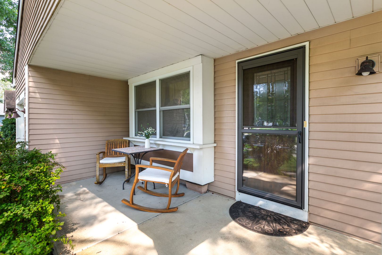 417 TRAVELAIRE Avenue, Naperville, IL 60565