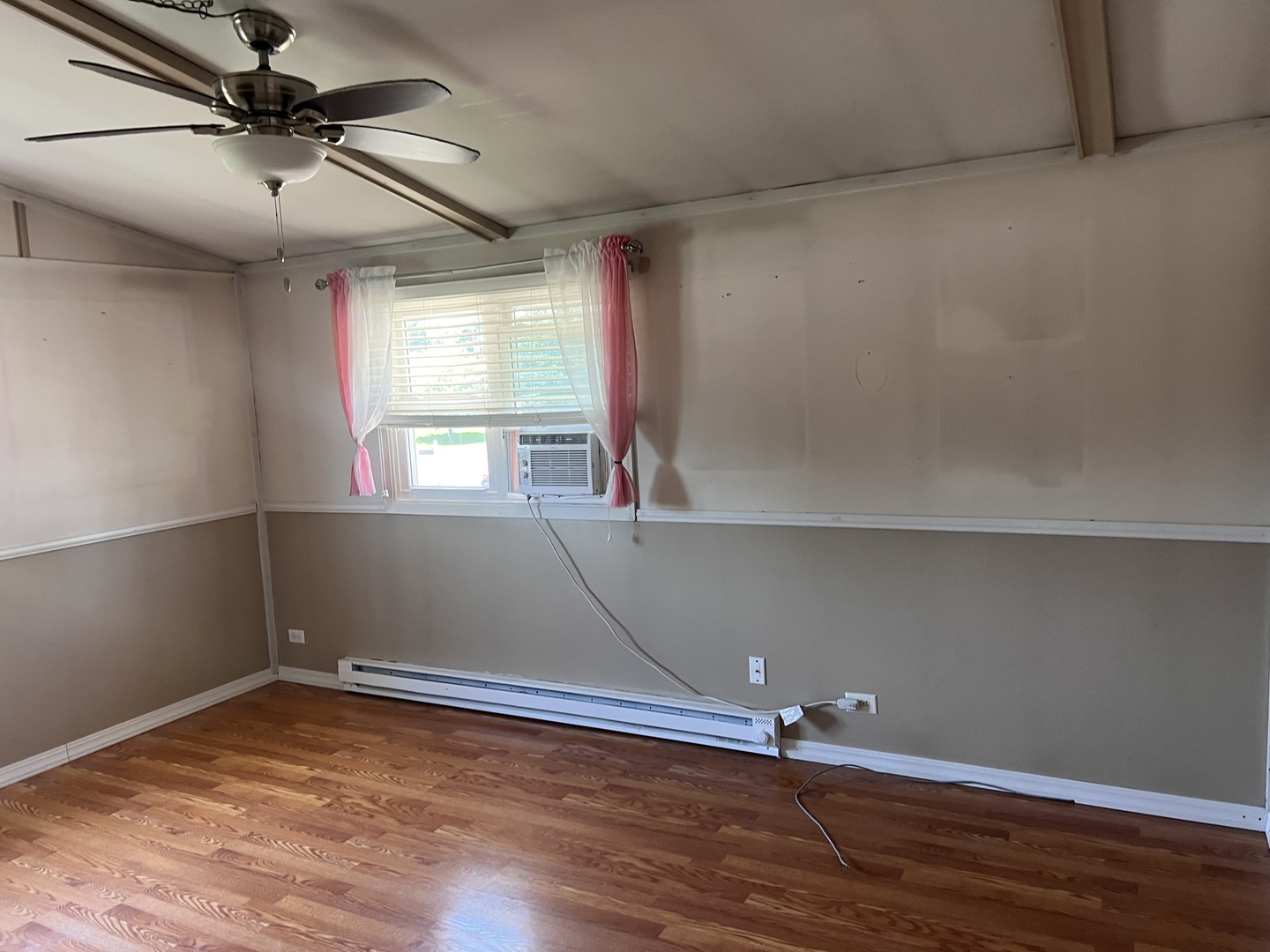 710 E Larmon Street, Tolono, IL 61880
