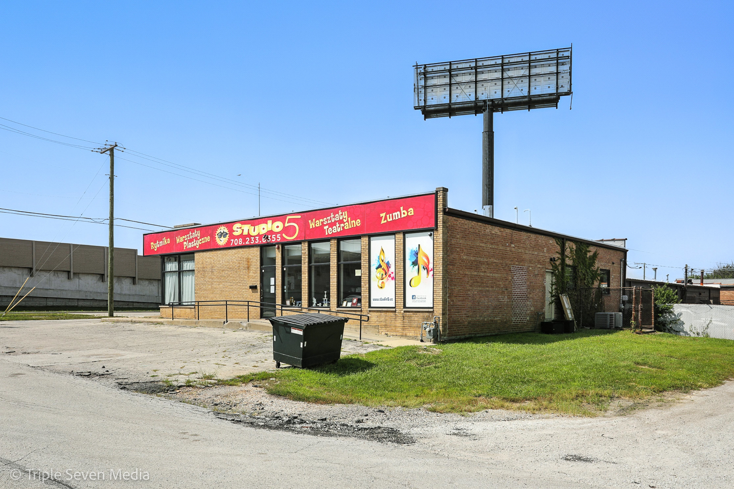 9000 W 79th Street, Justice, IL 60458