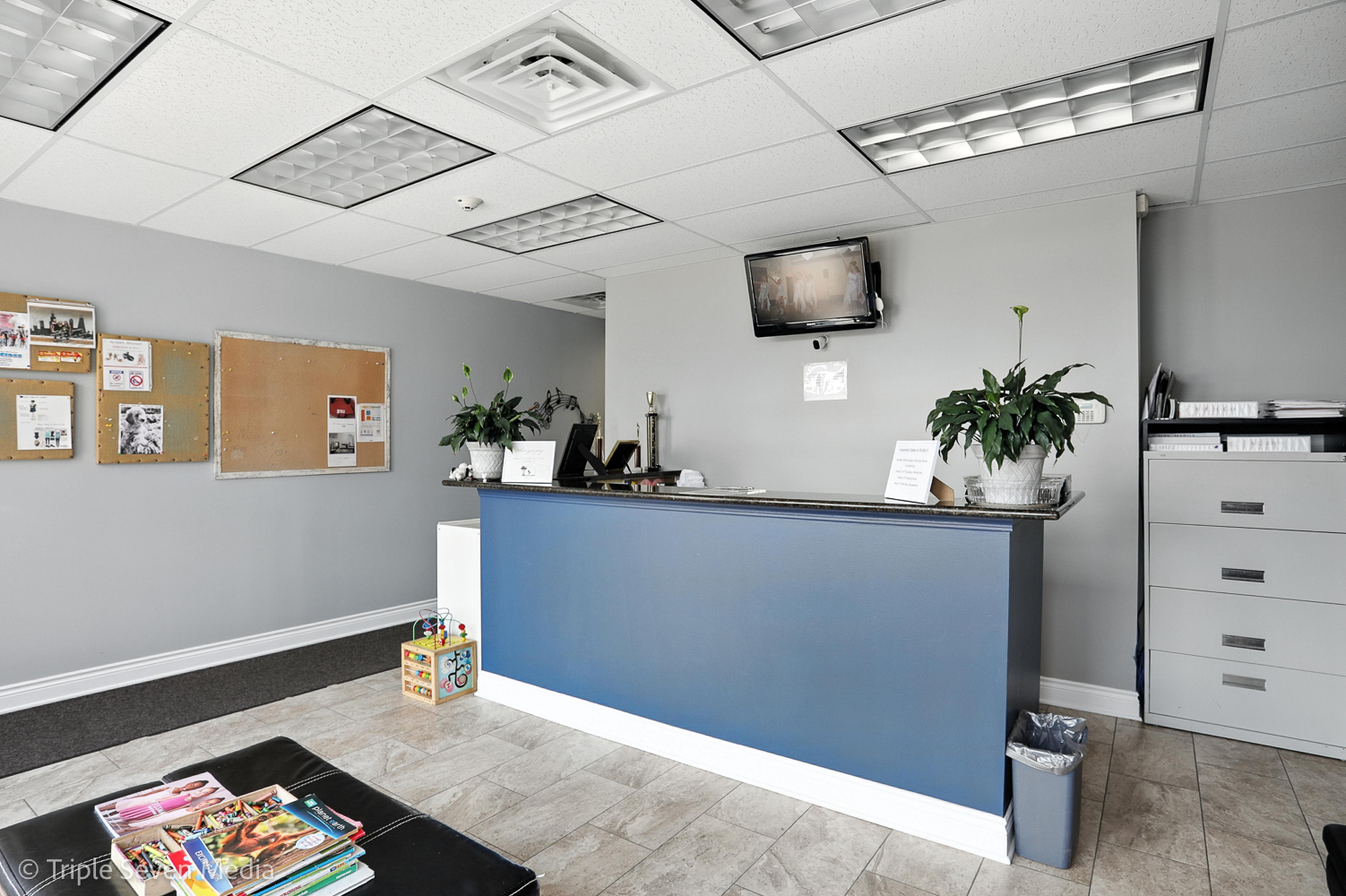 9000 W 79th Street, Justice, IL 60458