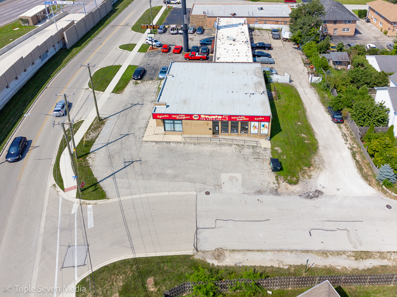 9000 W 79th Street, Justice, IL 60458