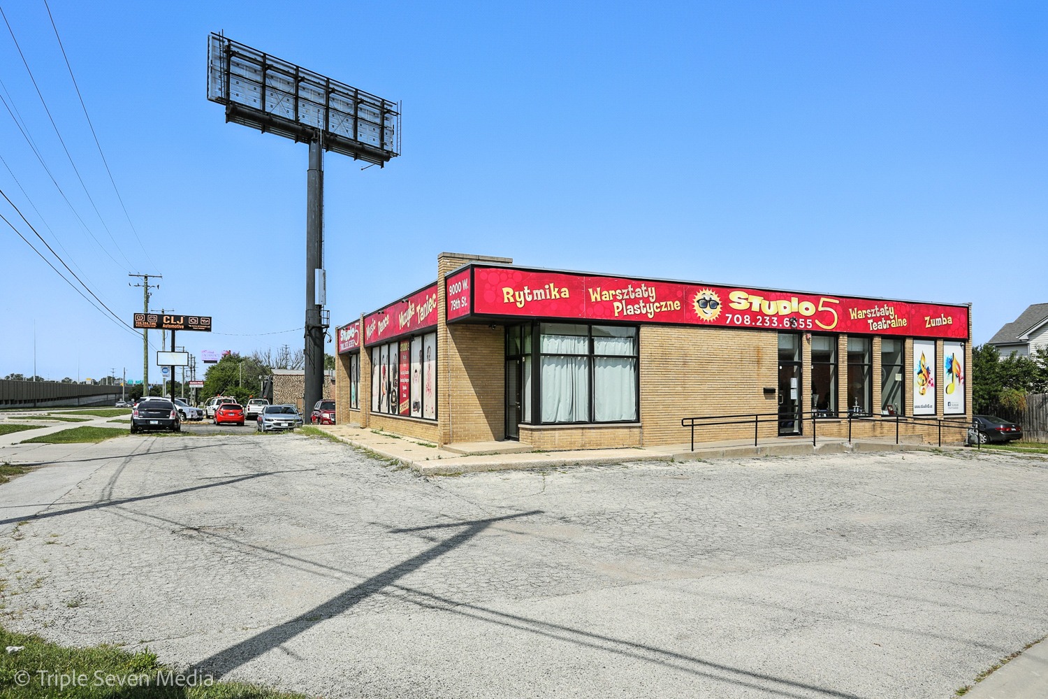 9000 W 79th Street, Justice, IL 60458