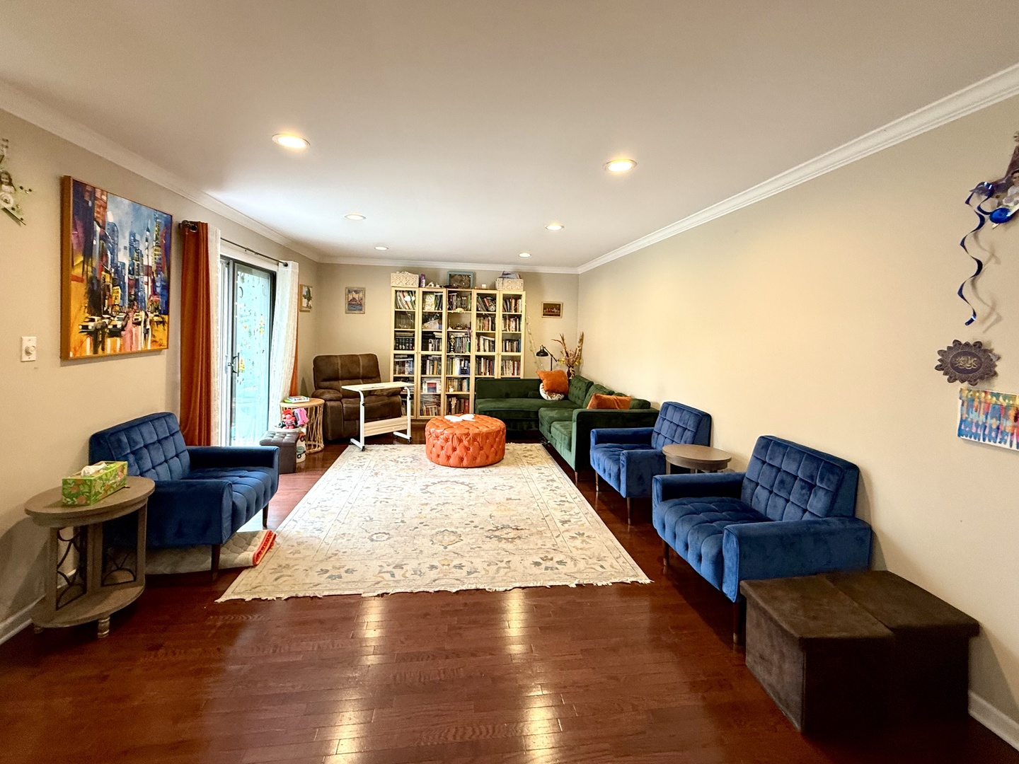 9s525 ALLISON Court, Willowbrook, IL 60527