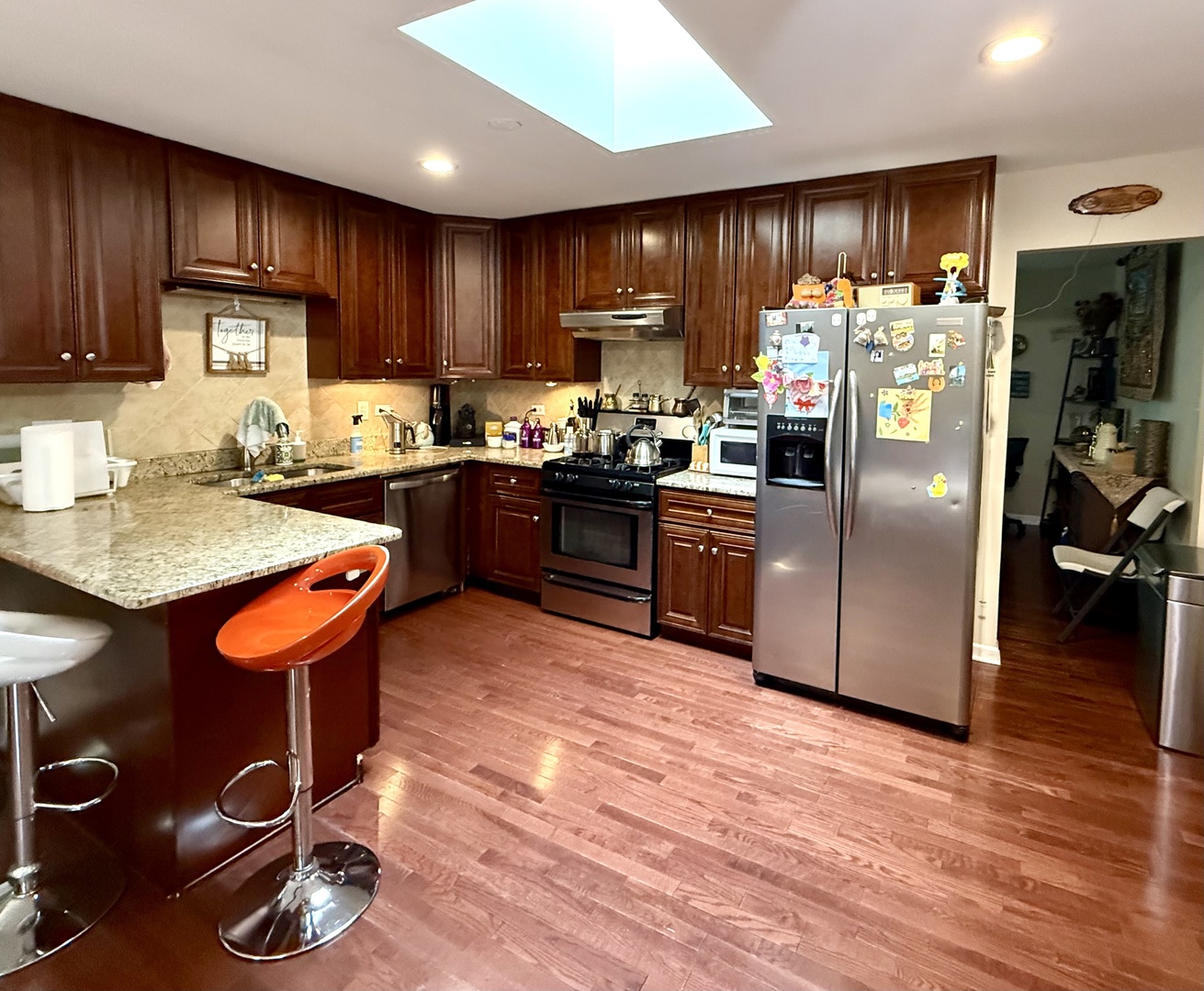 9s525 ALLISON Court, Willowbrook, IL 60527