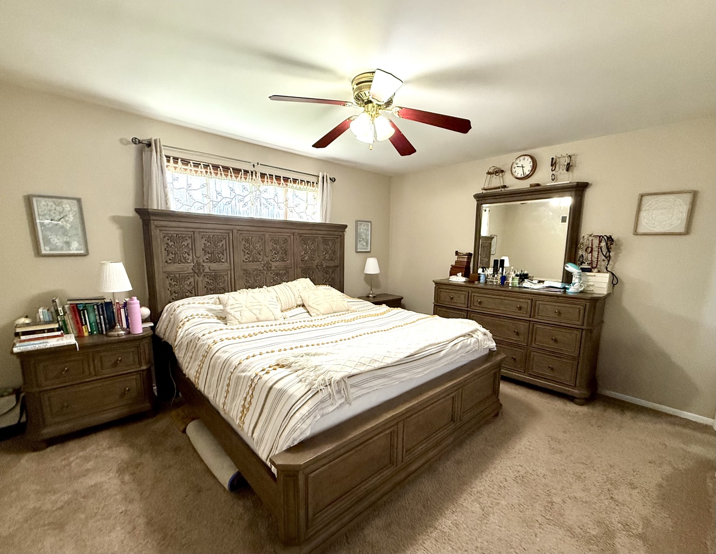 9s525 ALLISON Court, Willowbrook, IL 60527