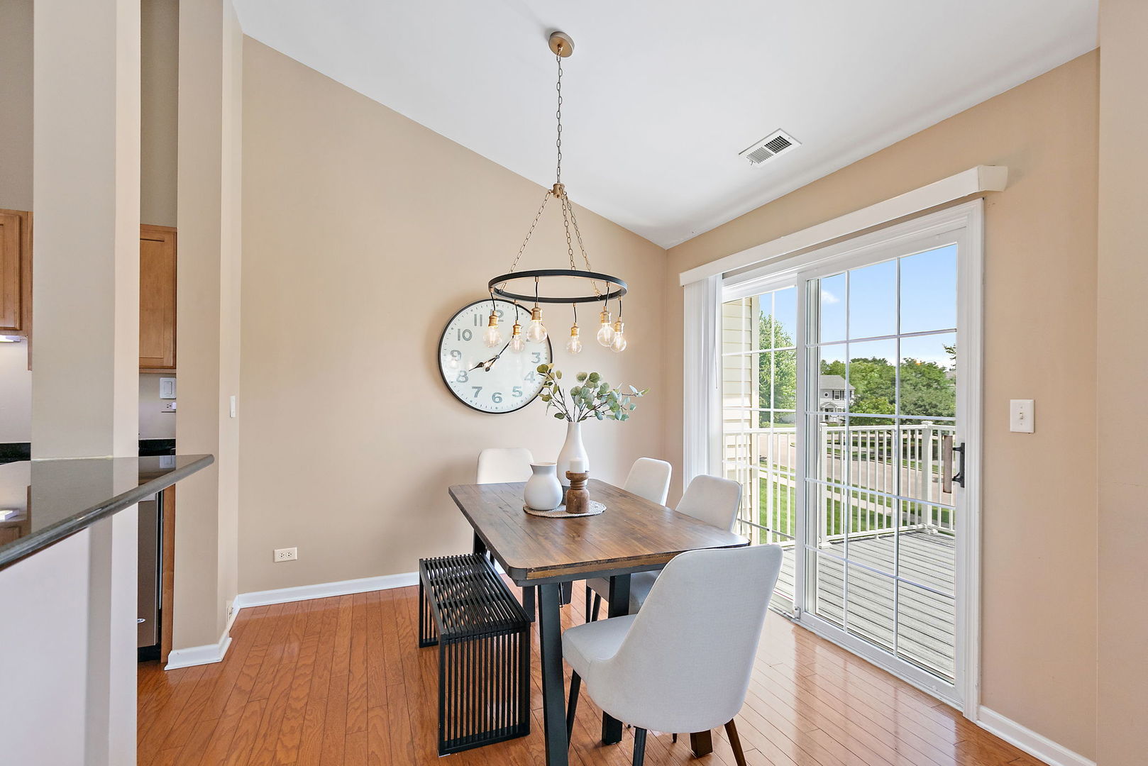 2330 Georgetown Circle, Aurora, IL 60503