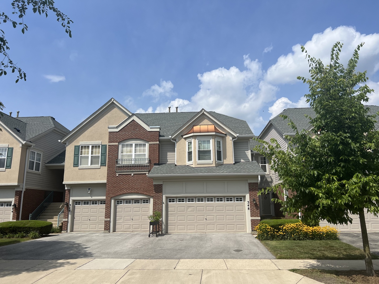 348 PINE LAKE Circle, Vernon Hills, IL 60061