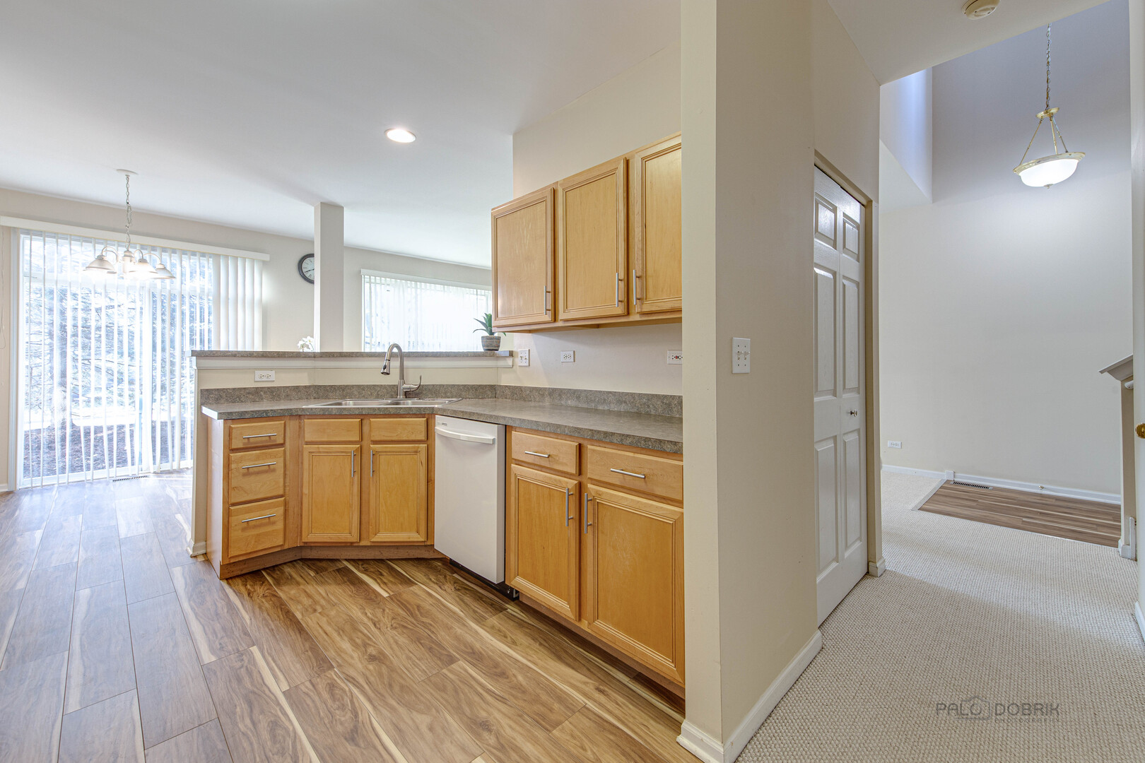 348 PINE LAKE Circle, Vernon Hills, IL 60061