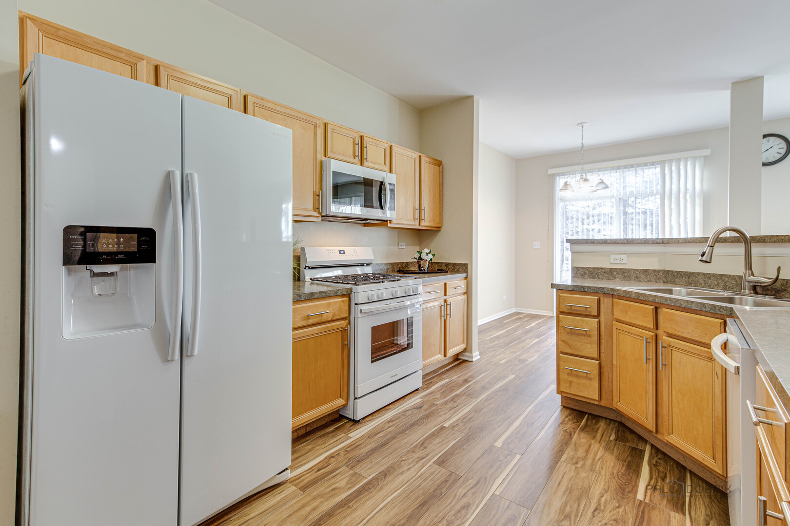 348 PINE LAKE Circle, Vernon Hills, IL 60061