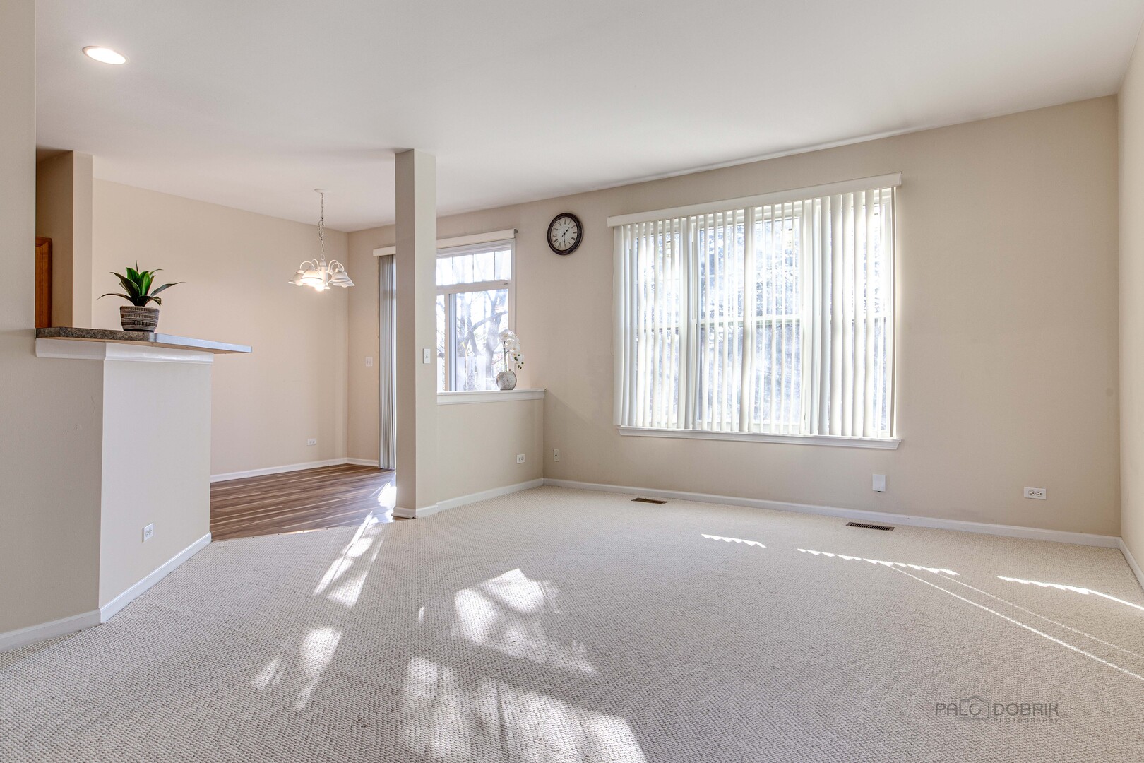 348 PINE LAKE Circle, Vernon Hills, IL 60061