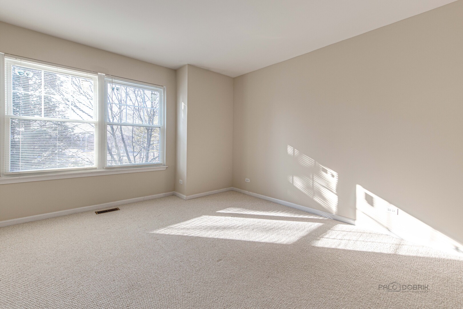 348 PINE LAKE Circle, Vernon Hills, IL 60061