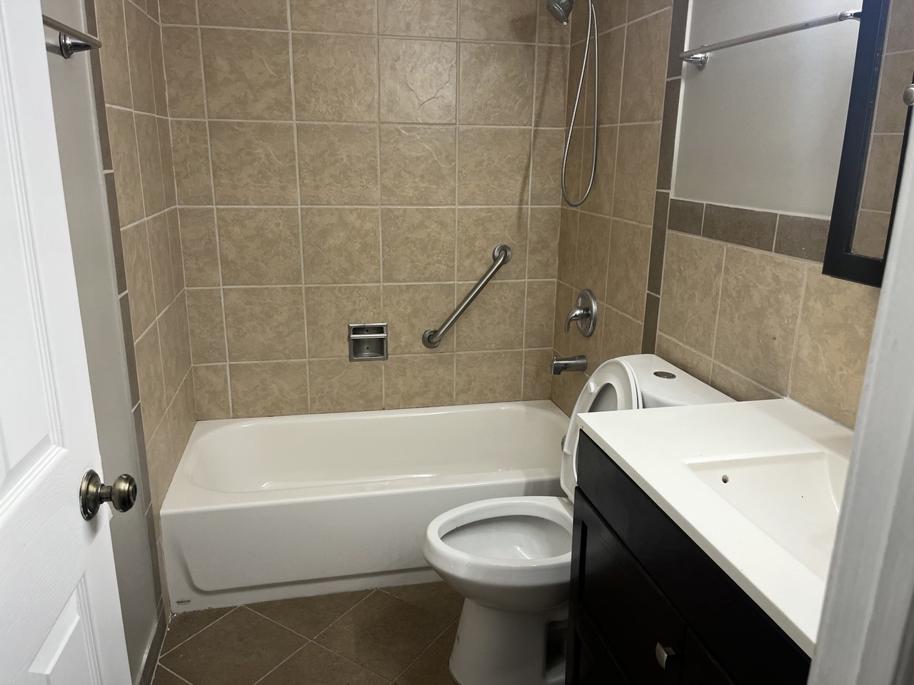 4062 Charleston Road #1E, Matteson, IL 60443