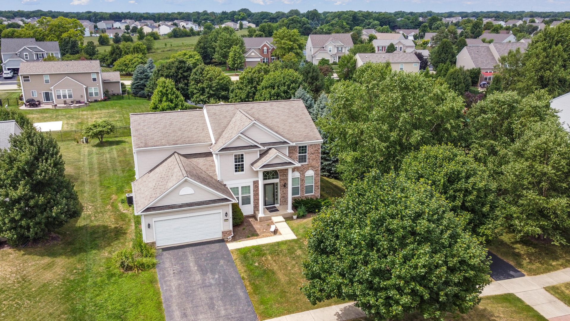1545 Coral Drive, Yorkville, IL 60560