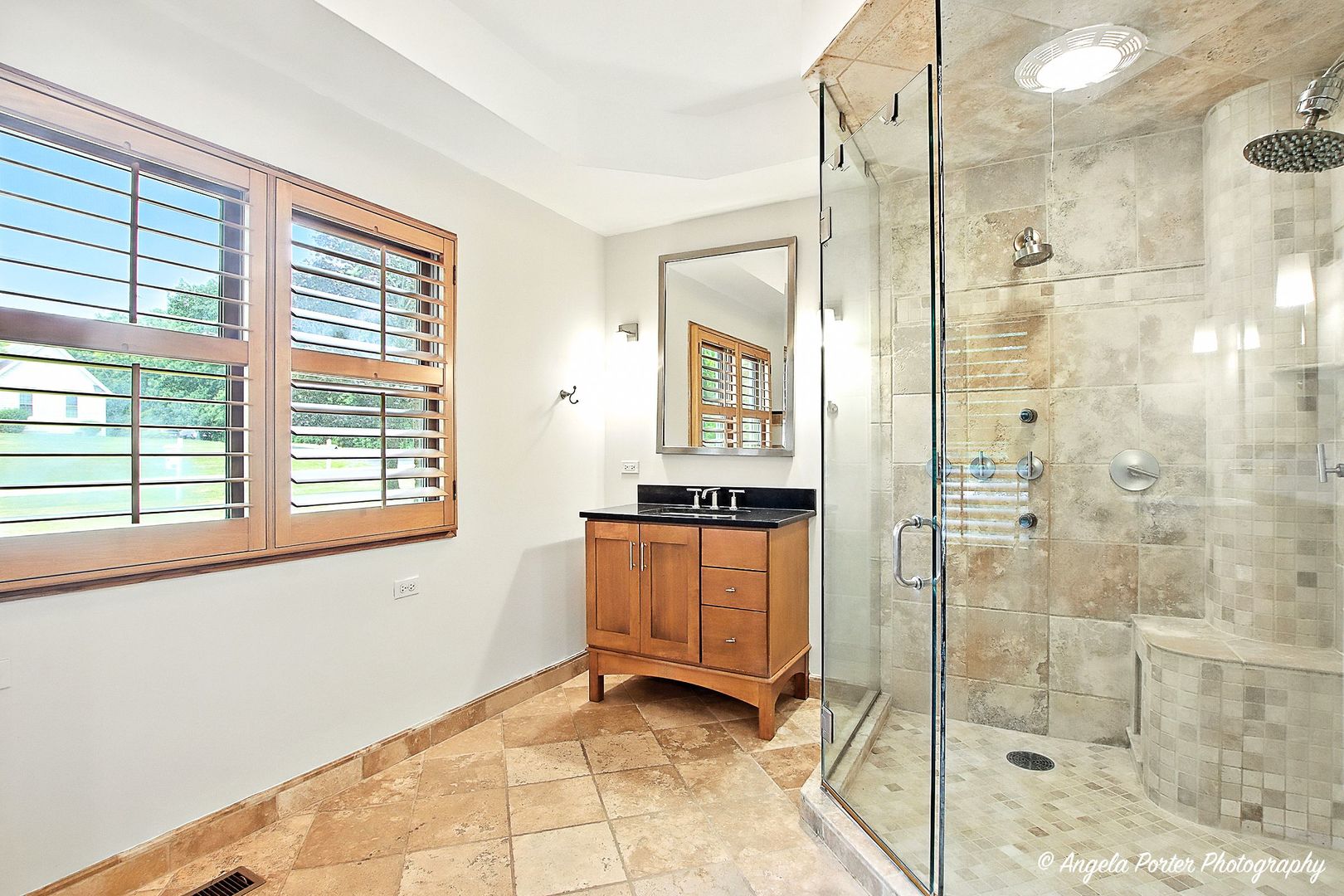 40491 N Goldenrod Lane, Wadsworth, IL 60083
