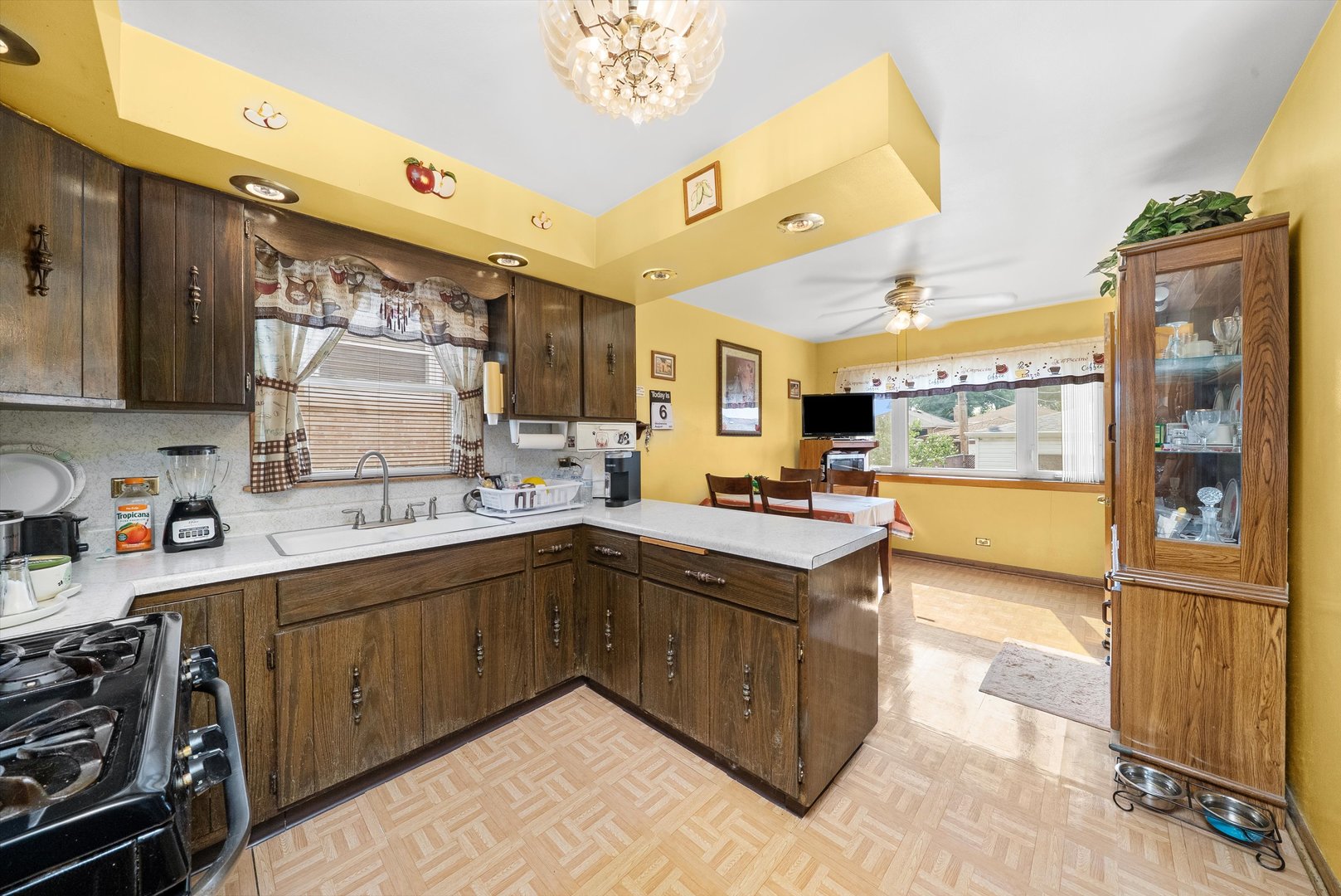 8326 S Kostner Avenue, Chicago, IL 60652